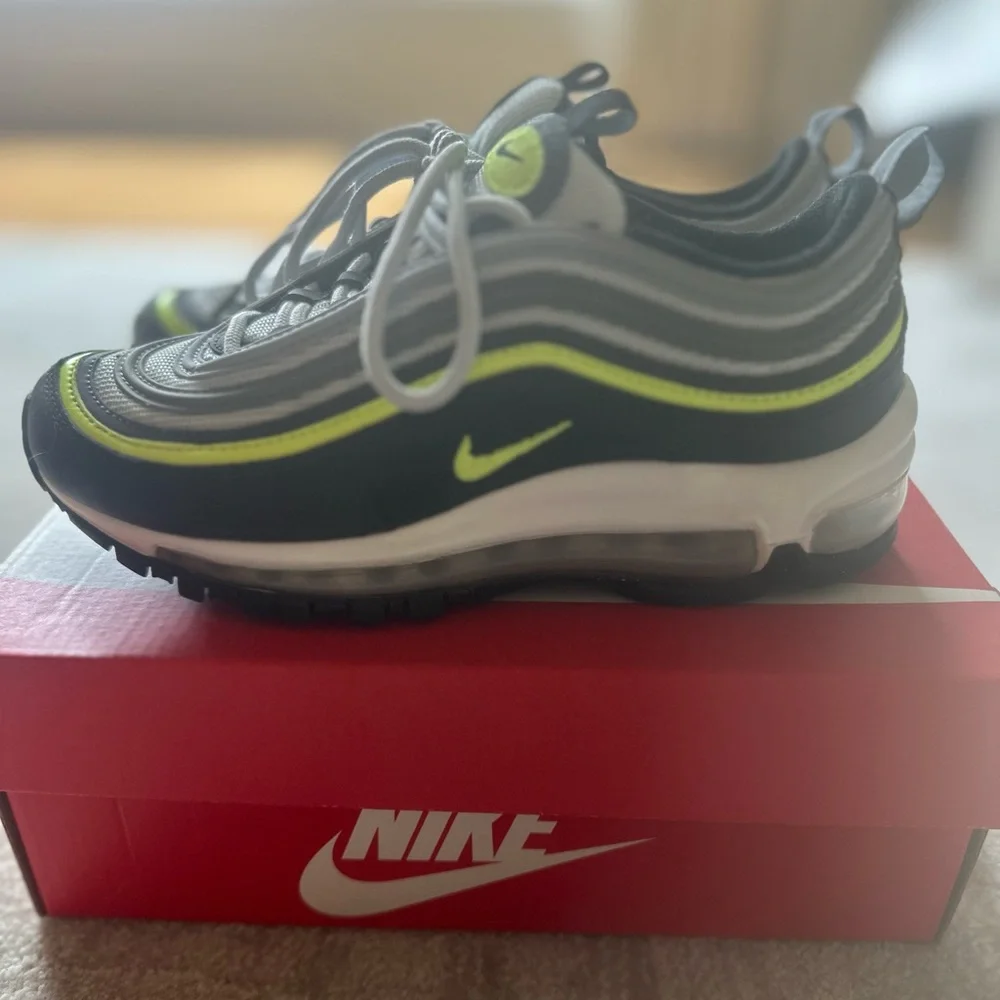 Kids NIKE Air Max ‘97 - Picture 4 of 8